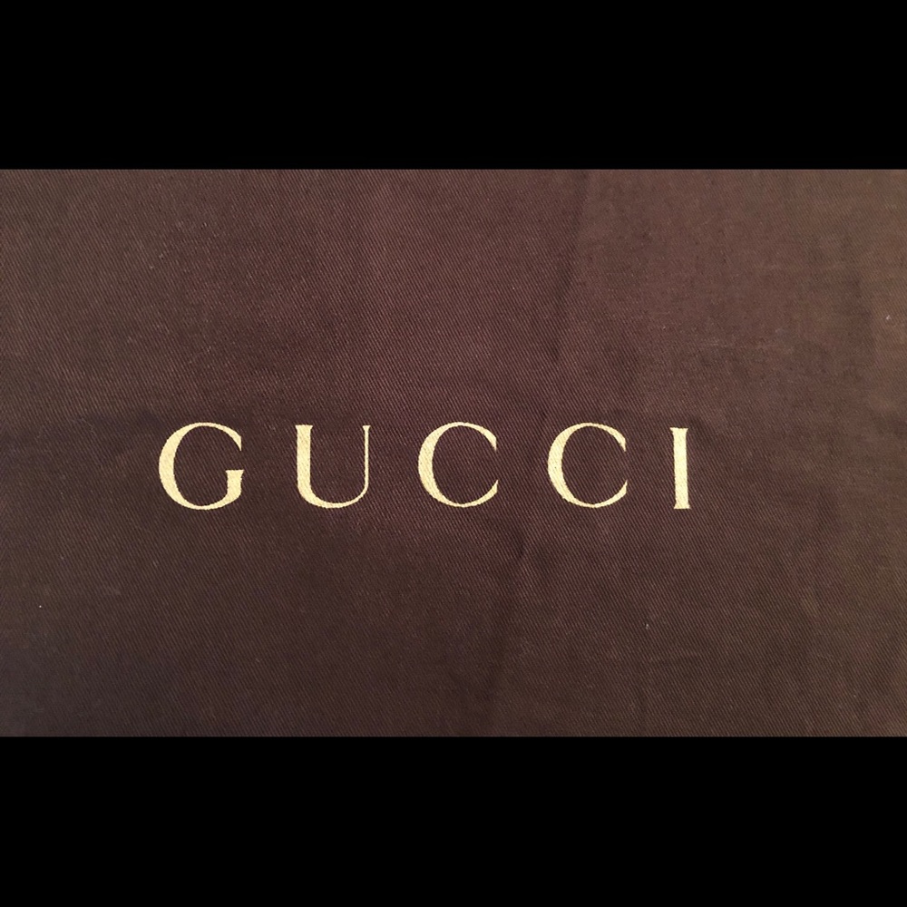 Gucci dust bag